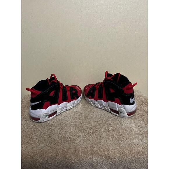 Nike Kids Red and Black Sneakers - Picture 4 of 6